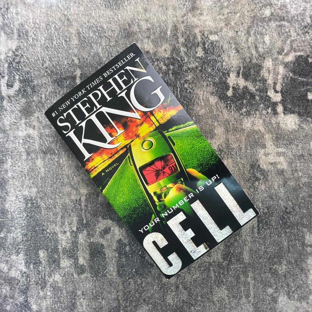Cell A Novel Stephen King Pocket Books Mass Market Paperback Horror Fiction